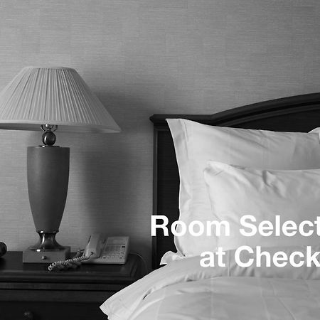Hotel 7 Saisons Монреал Стая снимка