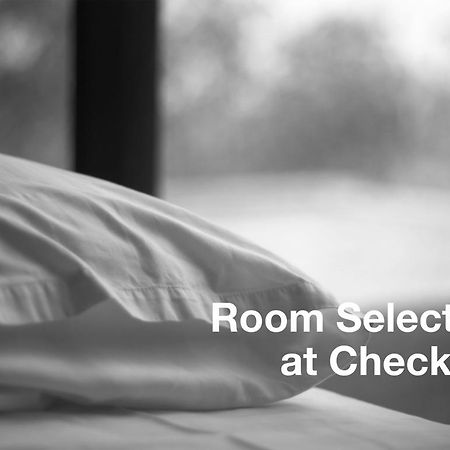 Hotel 7 Saisons Монреал Стая снимка