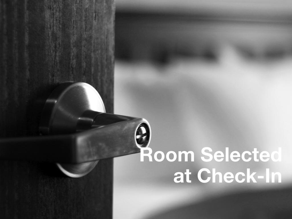 Hotel 7 Saisons Монреал Стая снимка